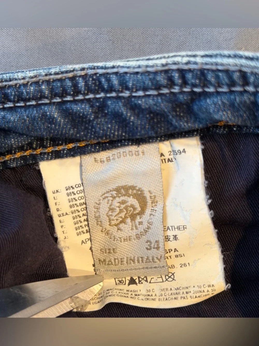 DIESEL Slammer Men's JEANS DENIM Waist 34/32 Distressed Made In Italy Button Fly